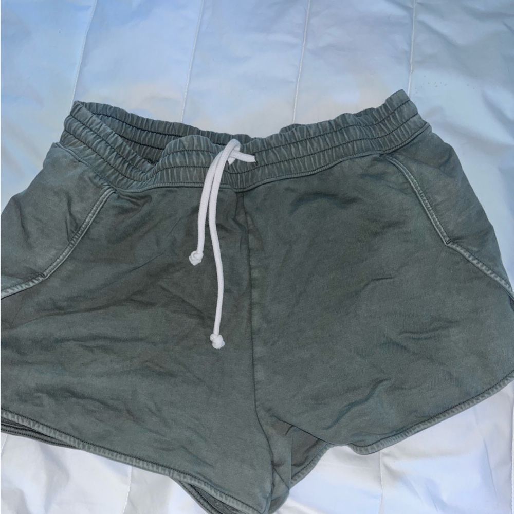 Green Casual Drawstring Shorts